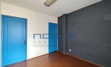 Edificio en Venta, con Locales Comerciales