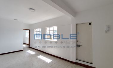 Edificio en Venta, con Locales Comerciales