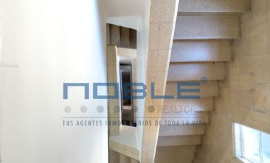 Edificio en Venta, con Locales Comerciales