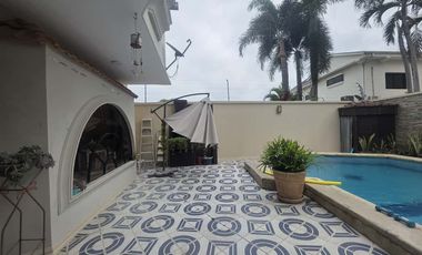 Via la costa, Renta de linda casa 4 dormitorios con piscina amoblada