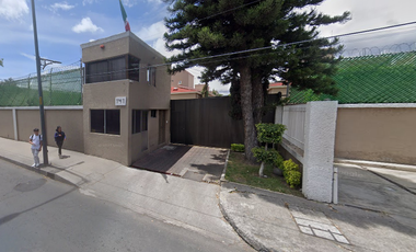 CASA EN VENTA DE REMATE BANCARIO EN CAFETALES, CDMX.