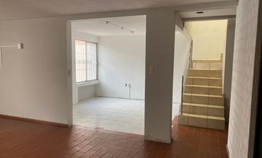 RENTA CASA EN SAN JERONIMO 3 RECAMARAS A 10 MIN PLAZA MAYOR