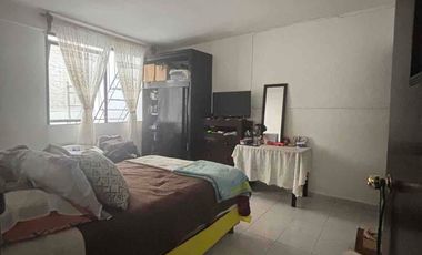 CASA EN VENTA,COL. SECTOR POULAR