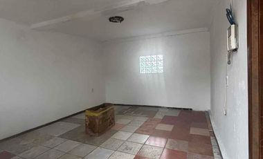 CASA EN VENTA,COL. SECTOR POULAR