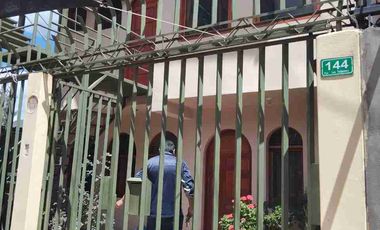 CASA EN VENTA COMO TERRENO