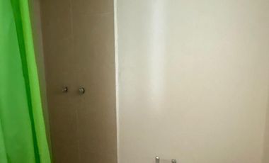 AGRADABLE DEPTO. DE 2 RECÁMARAS Y 1 ESTUDIO, 3 BAÑOS, SALA , COMEDOR, COCINA EQUIPADA,BALCON, CANCHA DE TENIS, ALBERCA, PALAPA Y VIGILANCIA.