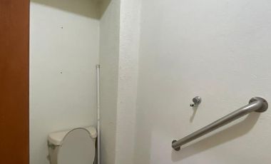 AGRADABLE DEPTO. DE 2 RECÁMARAS Y 1 ESTUDIO, 3 BAÑOS, SALA , COMEDOR, COCINA EQUIPADA,BALCON, CANCHA DE TENIS, ALBERCA, PALAPA Y VIGILANCIA.