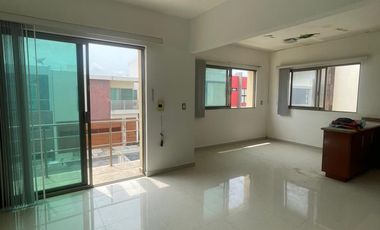 RENTO CASA EN LA RIVIERA VERACRUZANA A UNAS CUADRAS DEL MAR Y 1 RECAMARA EN PLANTA BAJA