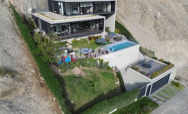 CASA PRIVILEGIADA PARA VIVIR O INVERTIR | CERCA A LA PALZA DE ARMAS | CIENEGUILLA