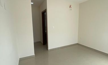 RENTO CASA EN LOMAS DEL DORADO CON RECAMARA EN PLANTA BAJA