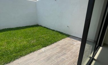 RENTO CASA EN LOMAS DEL DORADO CON RECAMARA EN PLANTA BAJA