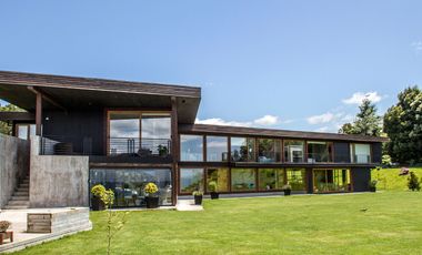 Casa orilla de lago llanquihue Puerto Varas