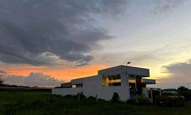 🏡 FOR SALE: Fully Furnished Modern Home with Airbnb Business in Don Carlos, Bukidnon