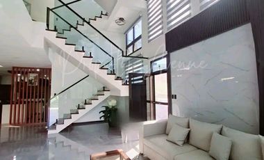 📌 CORNER DREAM HOME FOR SALE in Buhangin, Davao City! | 3-Storey Beauty with Park Views