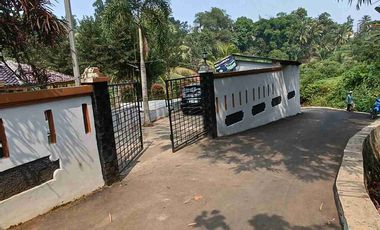 dijual cepat villa dan tanah cocok untuk investasi