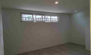 Newly renovated high ceiling bungalow for sale