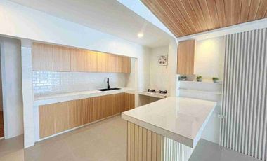 Newly renovated high ceiling bungalow for sale
