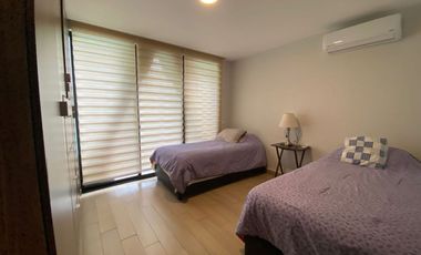 RENTO DEPARTAMENTO AMUEBLADO A ORILLA DEL RIO EN PLANTA BAJA