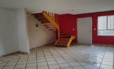 CASA EN VENTA SAN MIGUEL JAGÛEYES HUEHUETOCA EDO MEX MM8011