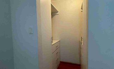 En venta departamento de 3 habitaciones. en un primer piso en Salamanca