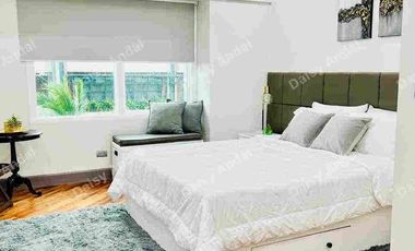 For Rent: 1BR at Hidalgo