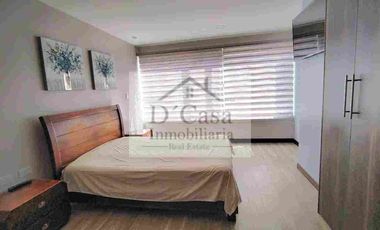 Rento Departamento Amoblado 3 dormitorios 1 garaje y balcón