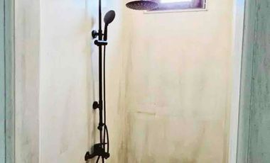 Di jual / sewa rumah mewah view laut bisa parkir yatch pribadi 4 kamar tidur luas tanah 650 m2 ada kolam dan garasi 3 mobil harga jual 40 M di pantai mutiara pluit jakarta utara