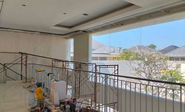 FOR RENT – LUXURIOUS HOUSE IN LAGUNA, PALM BEACH CLUSTER – PAKUWON CITY