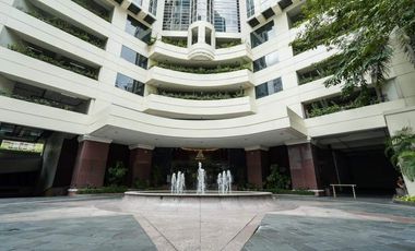 RUSH FOR SALE LUXURY CONDOMINIUM  IN MAKATI CITY