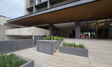 DEPARTAMENTO  NUEVO EN RENTA EN LA COLONIA AMERICANA, CERCA MINERVA