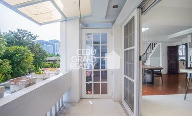 Expansive Penthouse Oasis with Unrivaled Golf Course Views