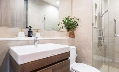 Beautifully Built-in Showroom, Prime Location! For Sale Rhythm Charoenkrung Pavillion Condominium, 44.1 sq.m., on Chan Road