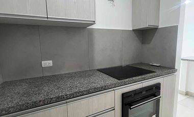 Se alquila Departamento moderno de 3 habit en edificio de lujo Olivos Parc - Ceibos