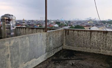 DISEWAKAN  Perumnas 2 Ruko gandeng 2 unit 3 lantai