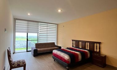 RENTA DE CASA AMUEBLADA EN EL BOSQUE COWNTRY CLUB