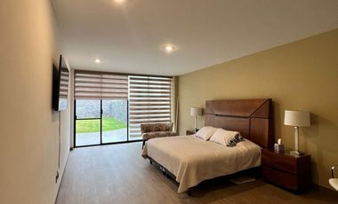 RENTA DE CASA AMUEBLADA EN EL BOSQUE COWNTRY CLUB