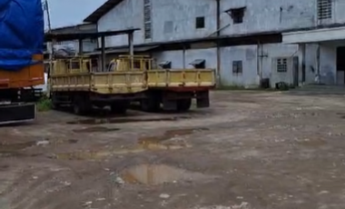 DIJUAL GUDANG KOMERSIAL PINGGIR JALAN DEKAT AKSES BANDARA KAWASAN KALIDERES JAKARTA BARAT