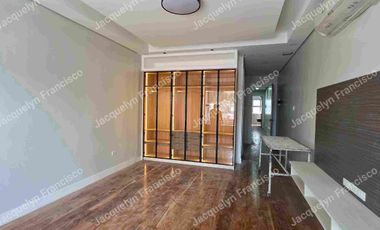 6-BR Townhouse for Sale in Central, Quezon City, Near UP Village, Teachers Village QC
