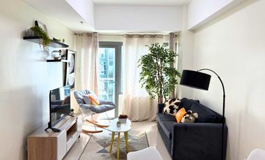 Modern Aesthetic 1BR Unit with Parking | Bristol Tower at Parkway Place, near Ayala Alabang Village, Hillsborough, Alabang 400