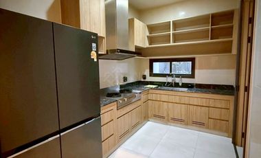 SIRANINN RESIDENCES | Luxury Home for Rent