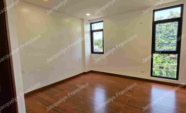 Spacious 133sqm 4-Car Garage Townhouse for Sale in UP Village, Quezon City, with 1 Bedroom at the Ground Floor, Also Near Teachers Village, Diliman QC