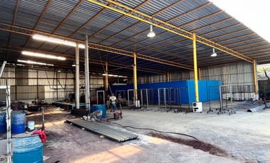 Gudang Pabrik Berjalan Pelemwatu Kepatihan Menganti Gresik Benowo