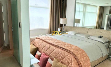 One Roxas Triangle 4-Bedroom Penthouse Condominium Unit for Sale with 4 Parking Slots in Makati City