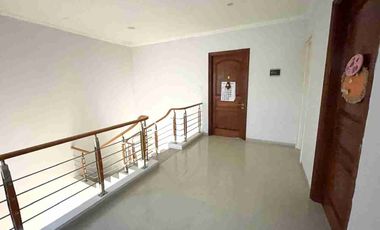 Dijual Termurah Rumah wisata bukit mas 2 royal palais siap huni siap AJB