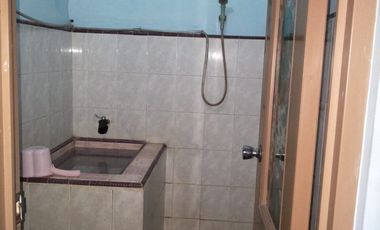 Murah! Rumah samping griya arcamanik endah