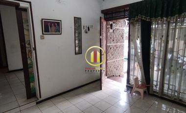 Murah! Rumah samping griya arcamanik endah