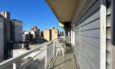 SE ALQUILA DEPARTAMENTO DOS DORMITORIOS CON COCHERA. EXCELENTE UBICACION