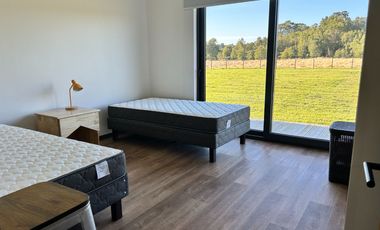 EN VENTA ESPECTACULAR CASA EN PUERTO VARAS, SECTOR LINEA NUEVA