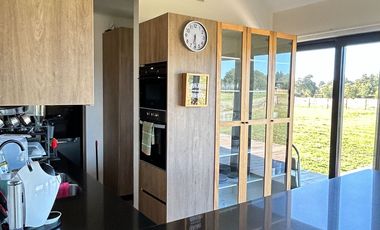 EN VENTA ESPECTACULAR CASA EN PUERTO VARAS, SECTOR LINEA NUEVA