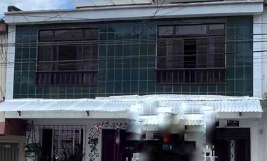 Vendo Casa de 2 pisos independientes con local Comercial